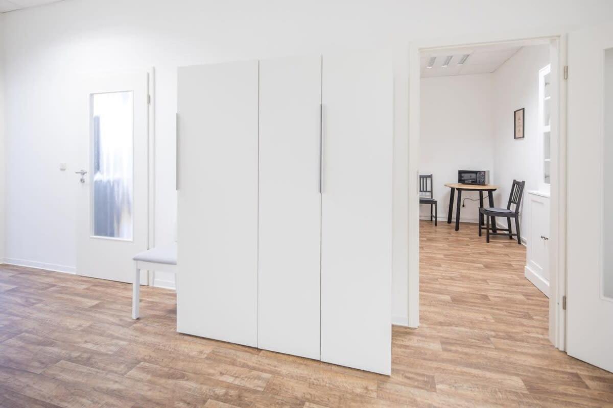 Spacious 2 Bedroom Apartment ハンブルク エクステリア 写真