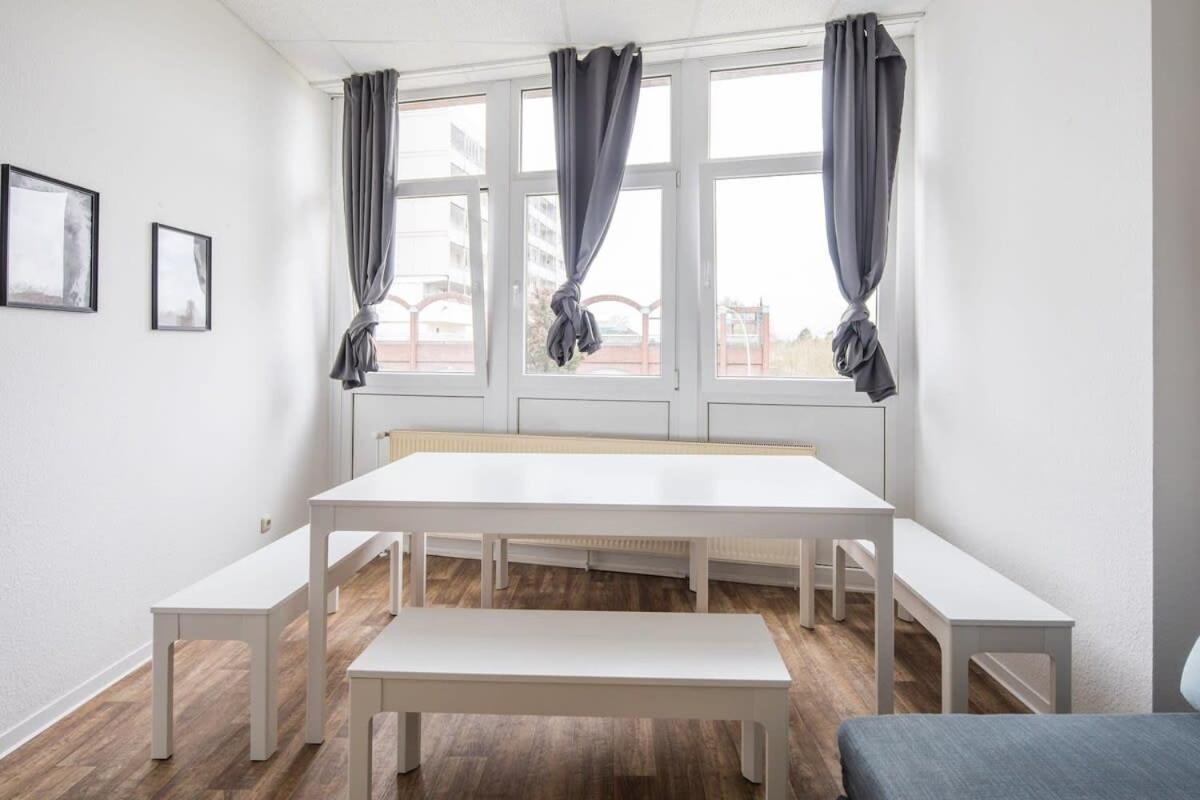 Spacious 2 Bedroom Apartment ハンブルク エクステリア 写真