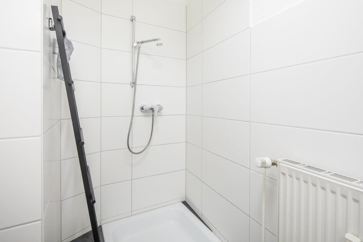 Spacious 2 Bedroom Apartment ハンブルク エクステリア 写真
